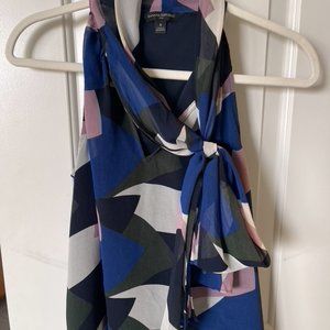 Banana Republic Flowy Neck Tie Dressy Blouse S